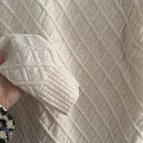 Cream Wool and Cashmere Turtleneck Sweater - Picture 3 of 6
